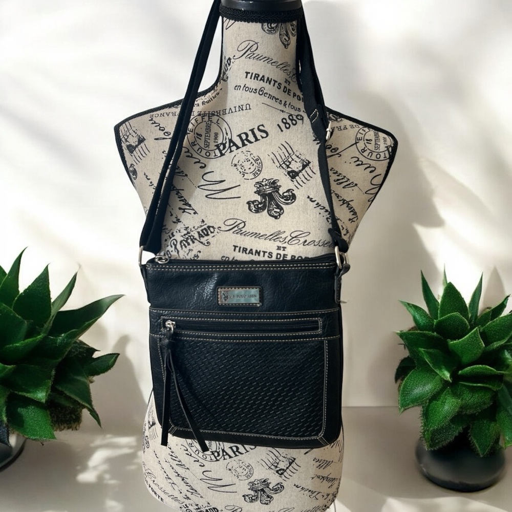 U.S. Polo Assn Black Vegan Crossbody Purse Adjustable Strap